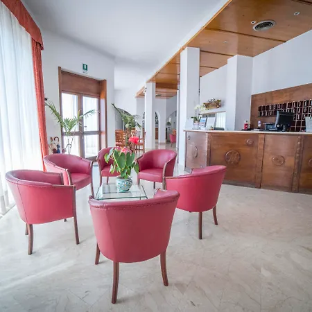 Isola Bella Hotel