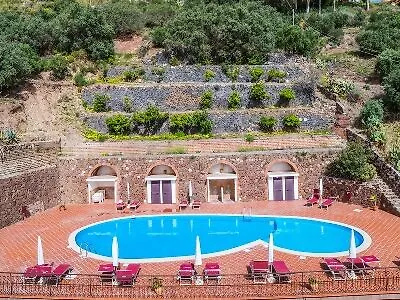 Ξενοδοχείο Isola Bella 3*